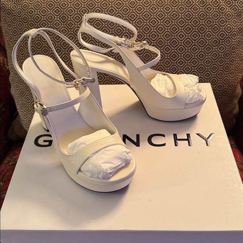 ❤️GIVENCHY PLATFORM SANDAL IN YOUR FUTURE? WEDDING ELEGANCE NWT—BOX & DUST BAGS